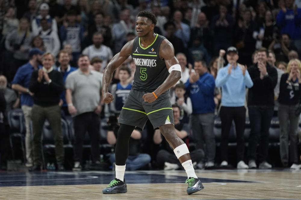 随着英超赛 随着英超赛