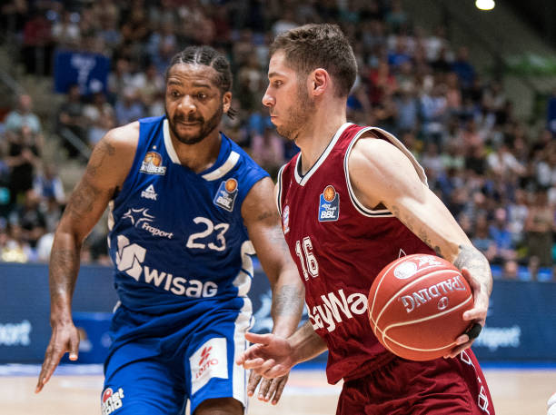 到英格兰足 到英格兰足